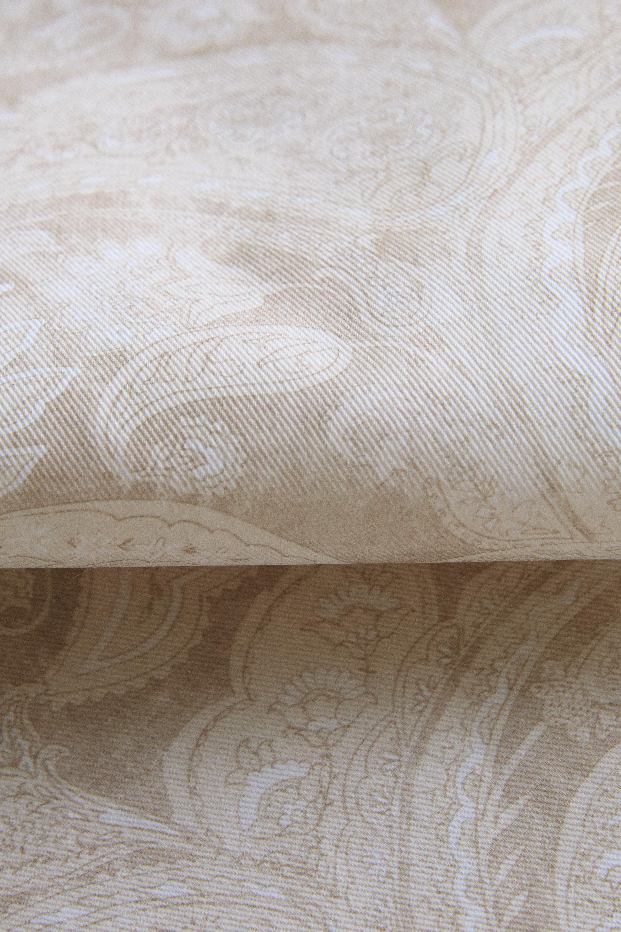 PAISLEY PRINT RESIN-COATED PLACEMAT